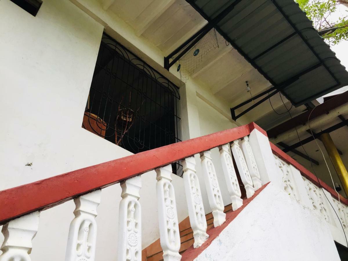 White House Apartment Negombo Exterior foto