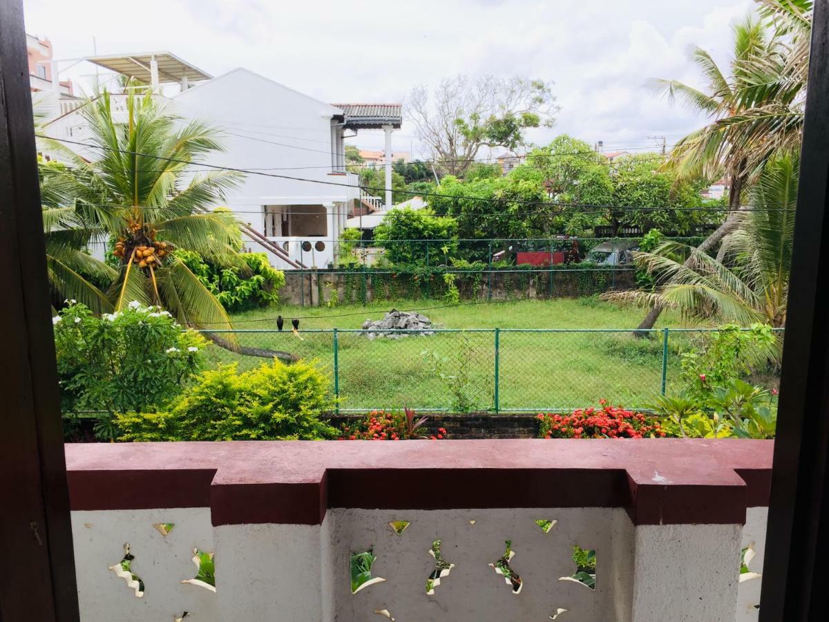 White House Apartment Negombo Exterior foto