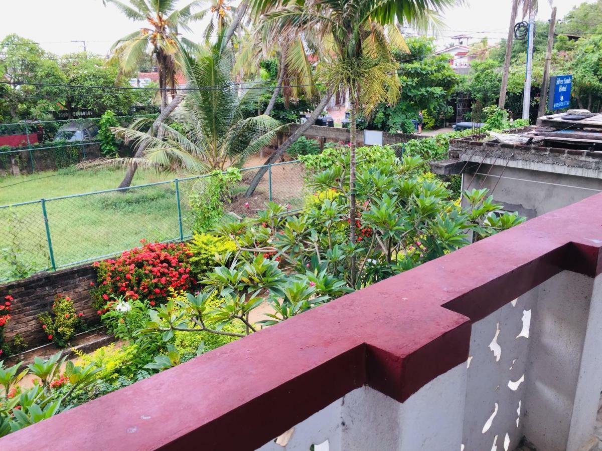 White House Apartment Negombo Exterior foto