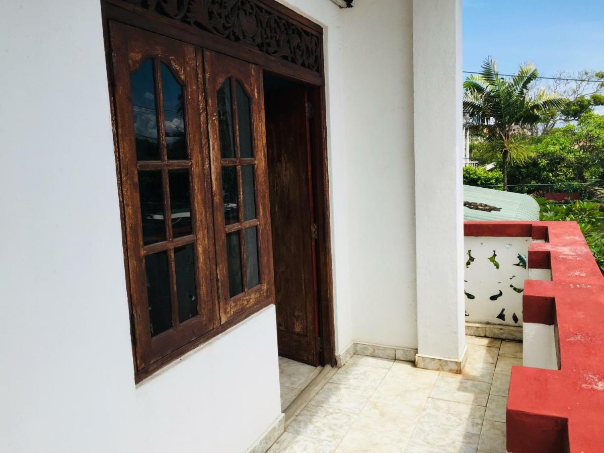 White House Apartment Negombo Exterior foto