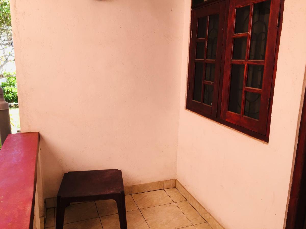 White House Apartment Negombo Exterior foto