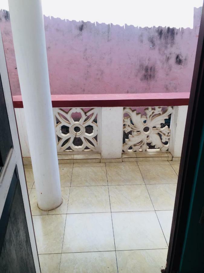 White House Apartment Negombo Exterior foto